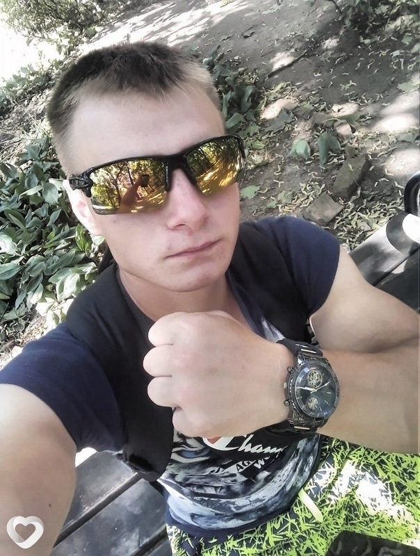 Артём, 27, Смоленске — анкета №389375