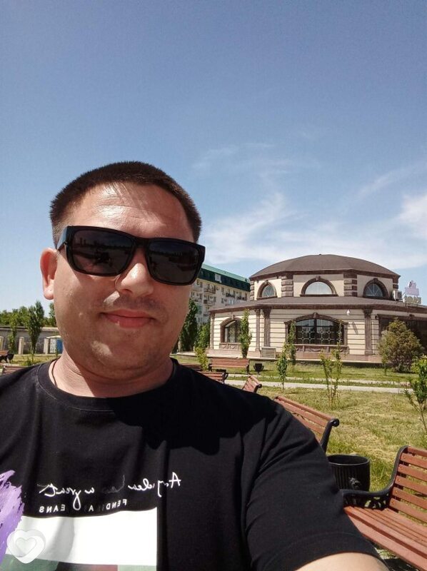 Эдуард, 39, Светлогорске — анкета №389568