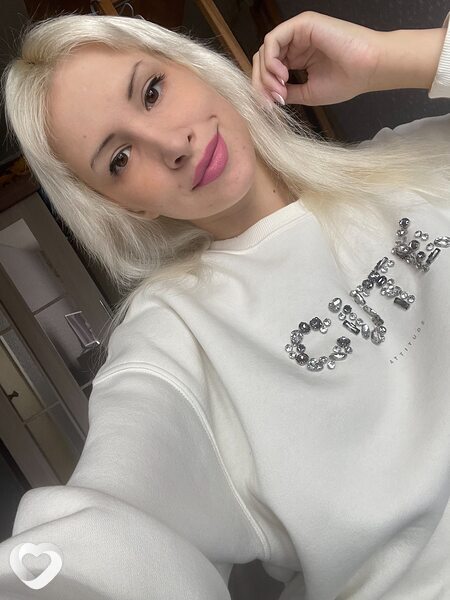 Анна, 29, Белореченске — анкета №389653