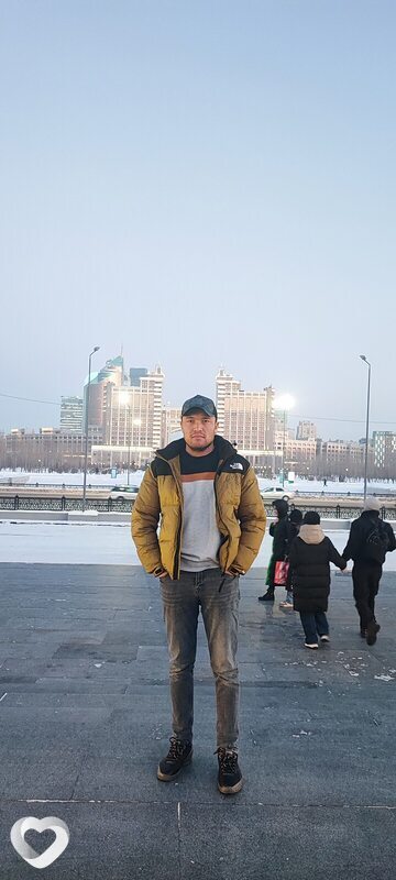 Назарбек, 31, Череповце — анкета №389451