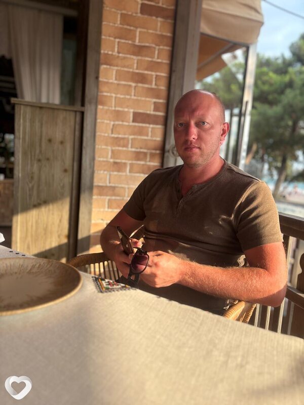 Виталий, 37, Саратове — анкета №391213