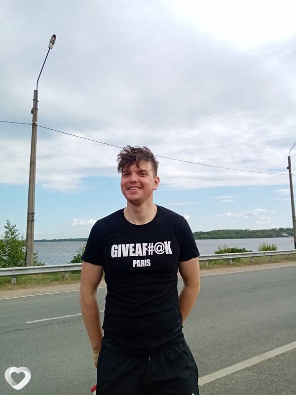 Алекс, 25, Санкт-Петербурге — анкета №391359