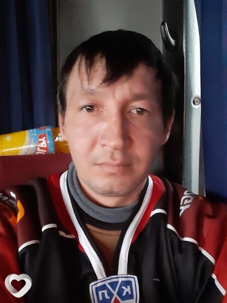Юрий, 42, Омске — анкета №392983