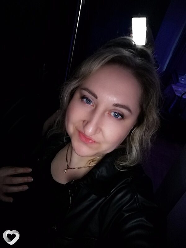 Елена, Коноша