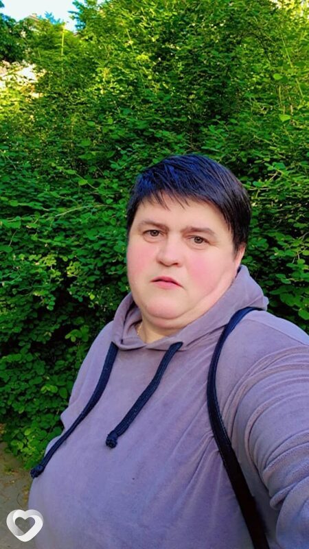 Надя, Брно