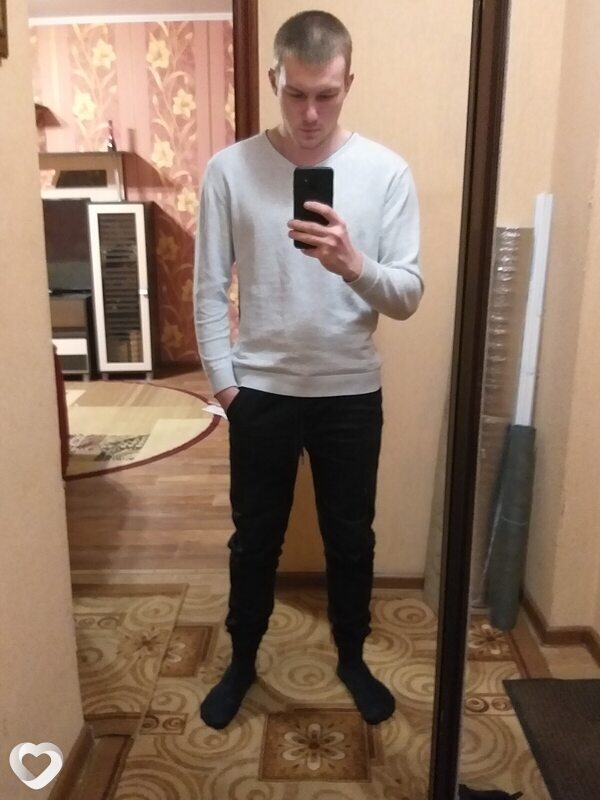 Антон, 28, Губкине — анкета №394570