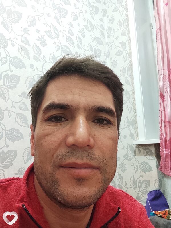 Бустон Турсунов, 36, Киренске — анкета №395197