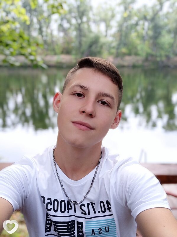 Илья, 21, Орске — анкета №395109