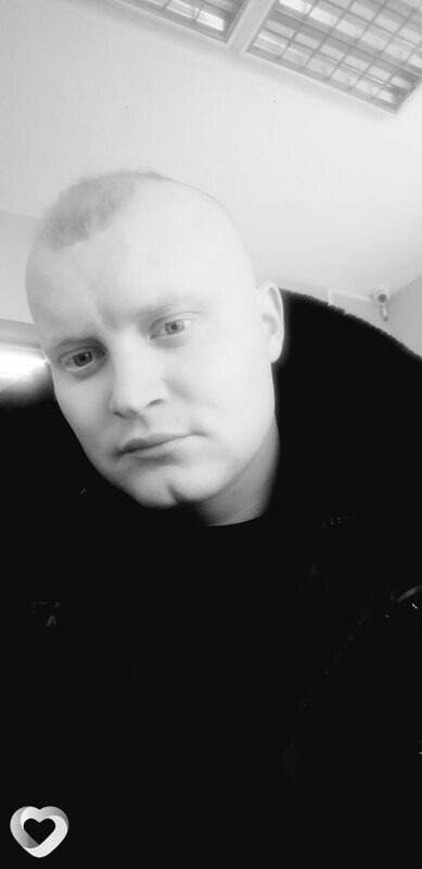 Артём, 31, Омске — анкета №396126
