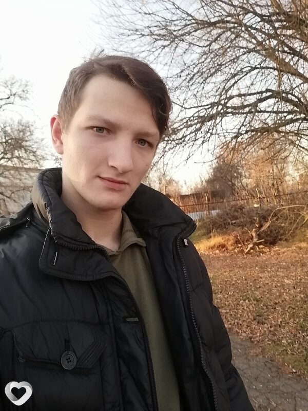 Максим, 23, Москве — анкета №396709