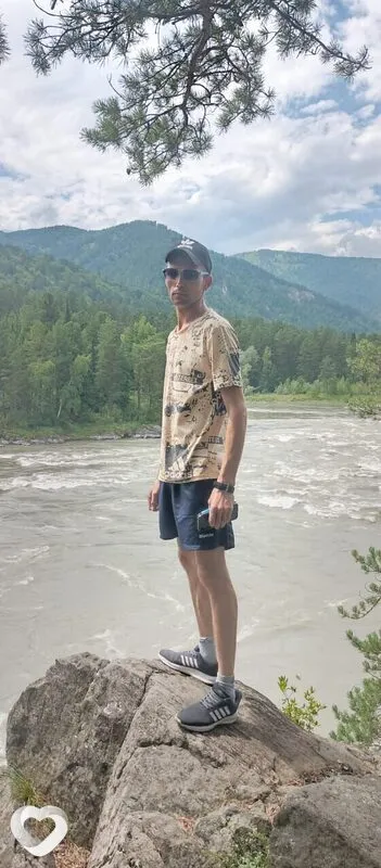 Михаил, 36, Горно-Алтайске — анкета №398632