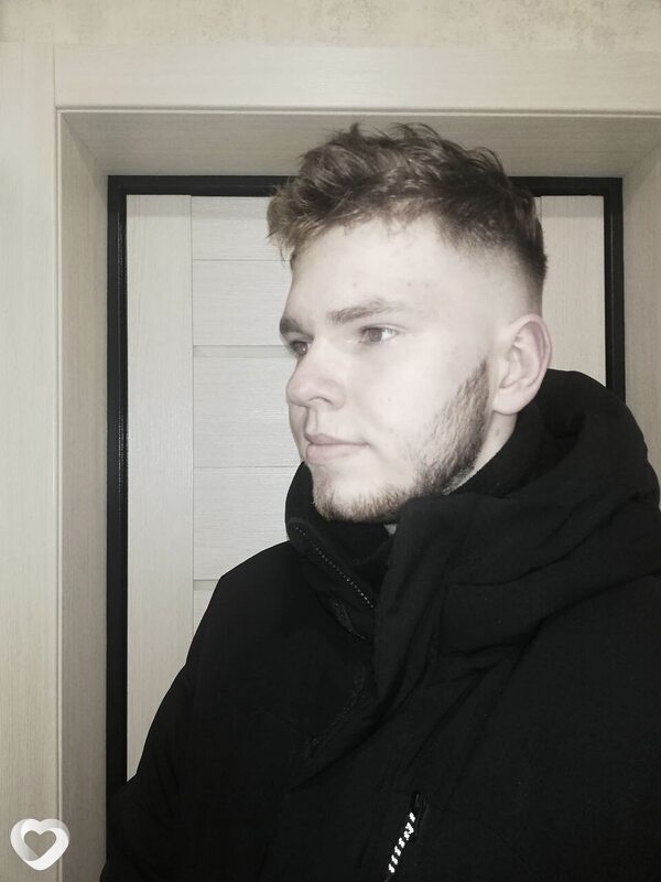 Артём, 21, Мозыре — анкета №398708