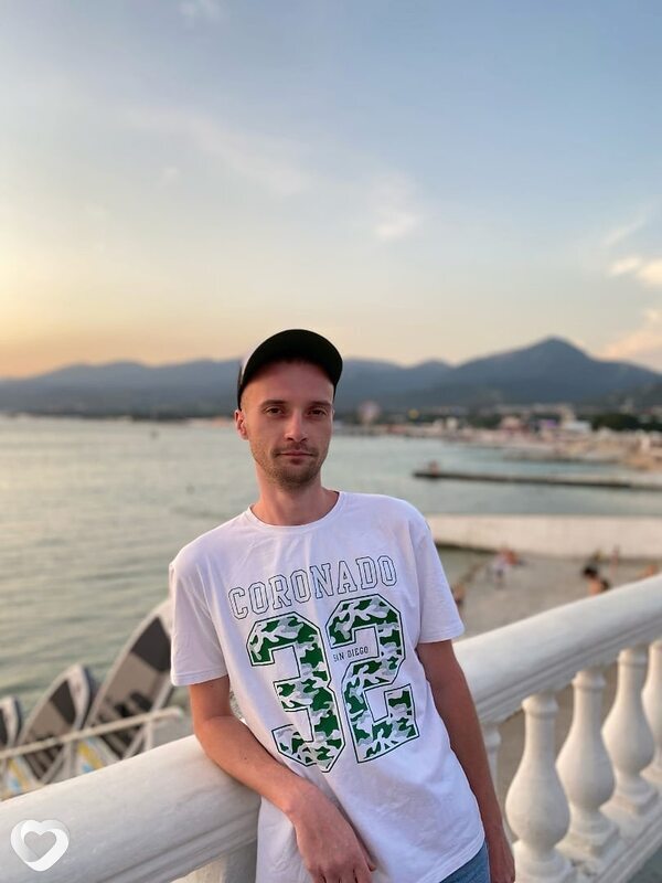 Максим, 33, Москве — анкета №399177