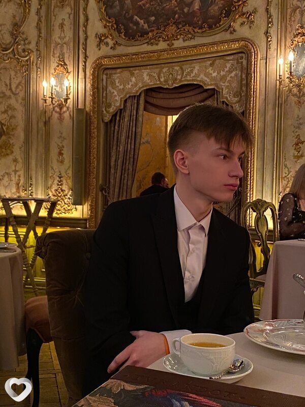 Александр, 22, Одинцове — анкета №399697