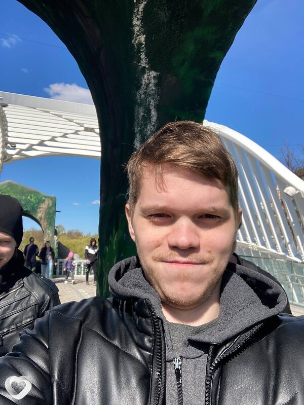 Виталик, 27, Москве — анкета №401334