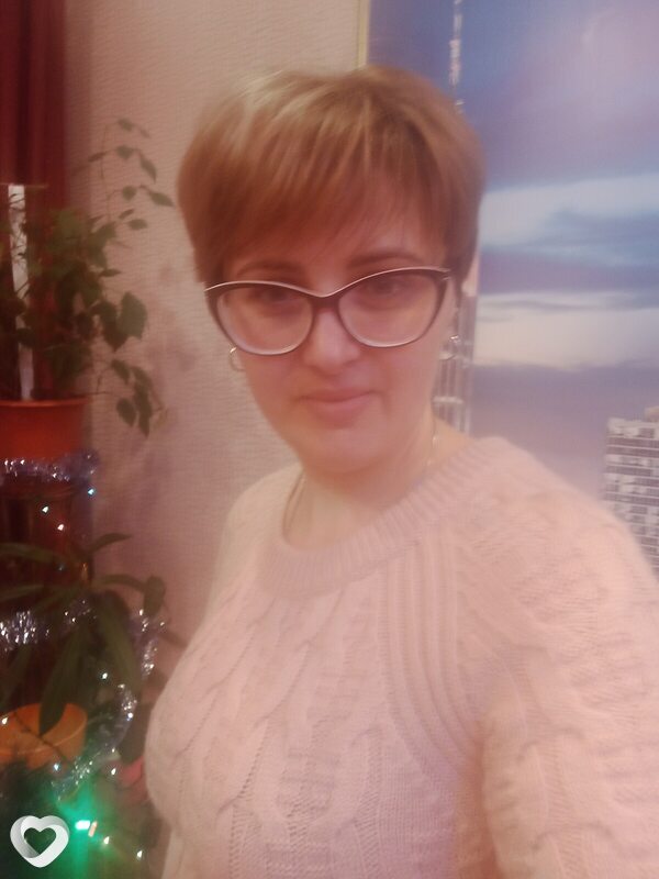 Марина, 43, Кировском — анкета №401372