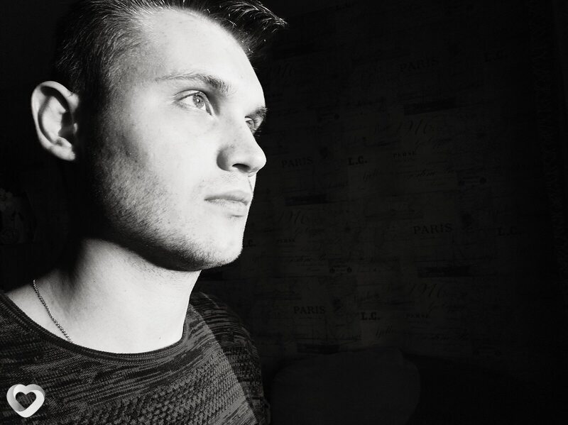 Артем, 29, Волжском — анкета №403579
