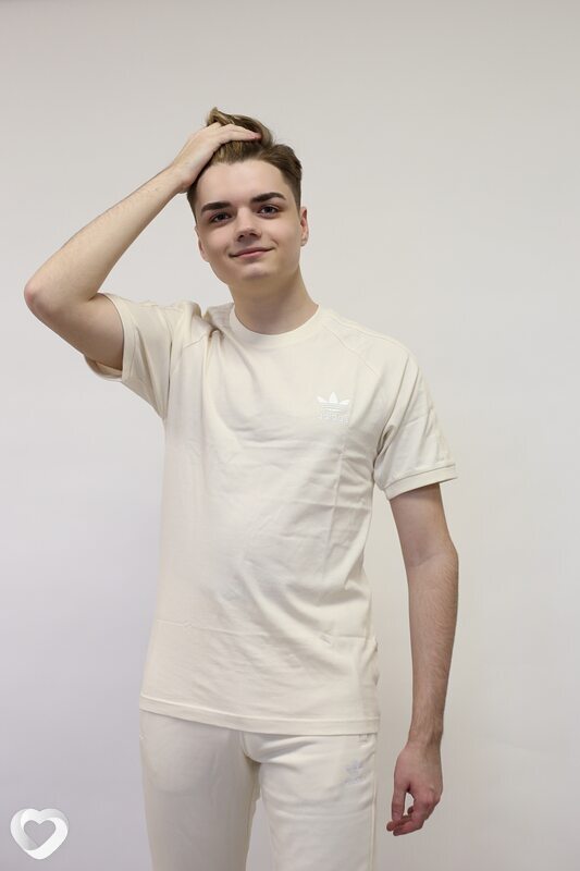 Антон, 24, Коврове — анкета №84969