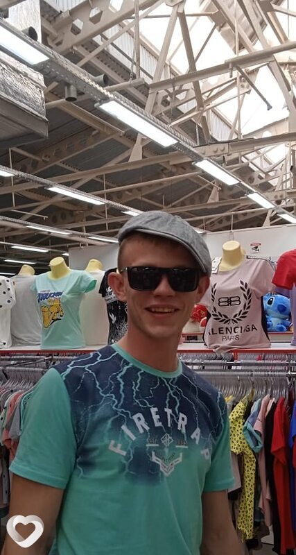 Алексей, 27, Среднеуральске — анкета №407315
