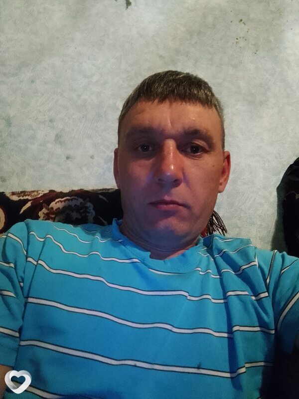 Лёша, 38, Черногорске — анкета №408560