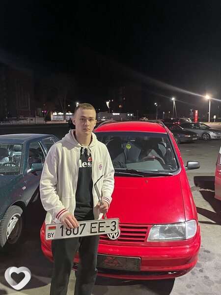 Георгий, 21, Калинковичах — анкета №411225