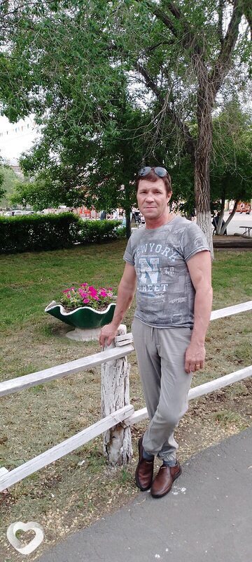 Игорь, 49, Новотроицке — анкета №411661