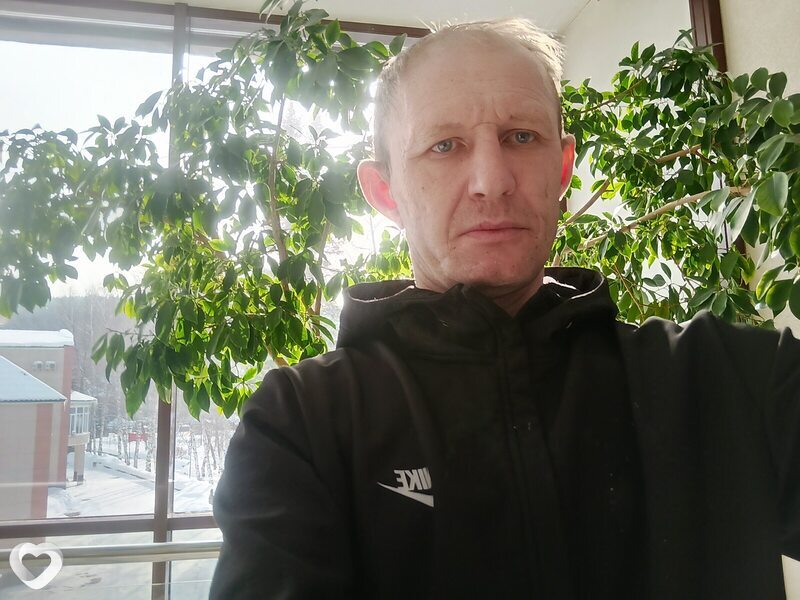 Денис, 43, Черногорске — анкета №413471