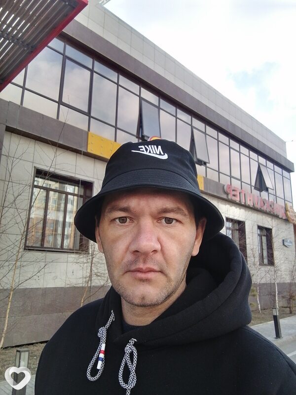 Кирилл, 40, Якутске — анкета №414266