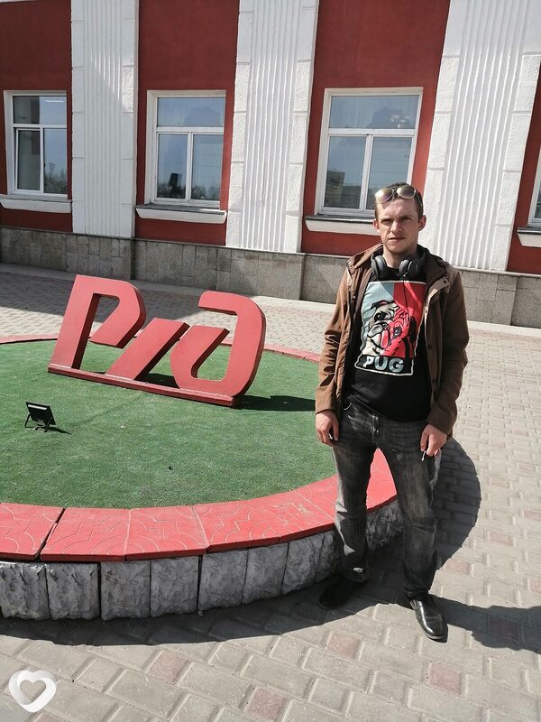 Роман, 26, Барнауле — анкета №415172