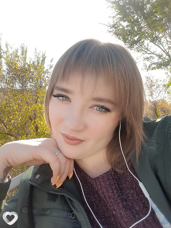 Анна, 30, Новотроицке — анкета №417104