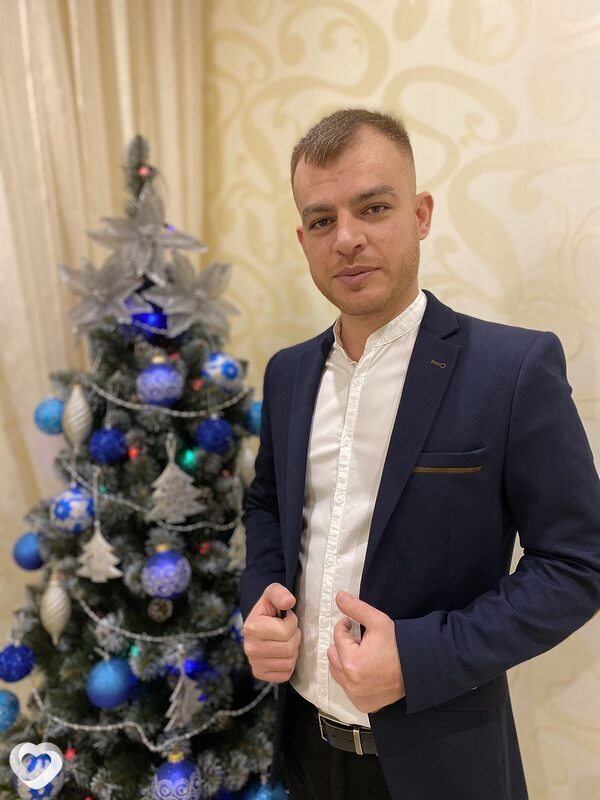 Aaaaa, Трир