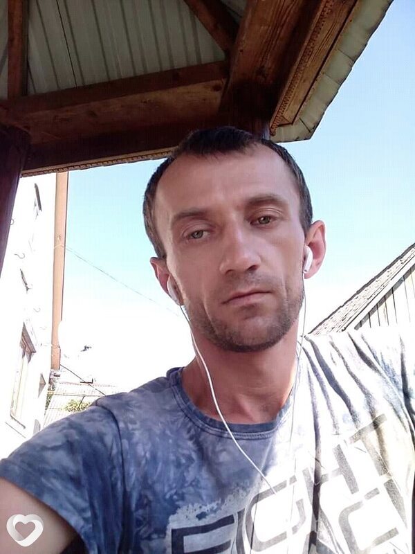 Роман, Хуст