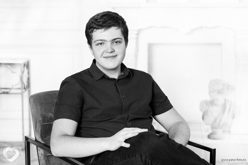 Илья, 23, Москве — анкета №421002