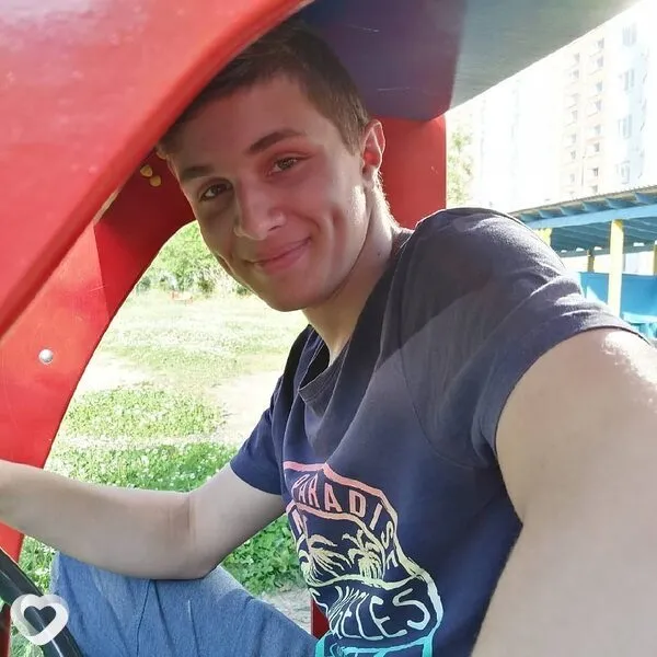 Александр, 26, Камени-на-Оби — анкета №421898