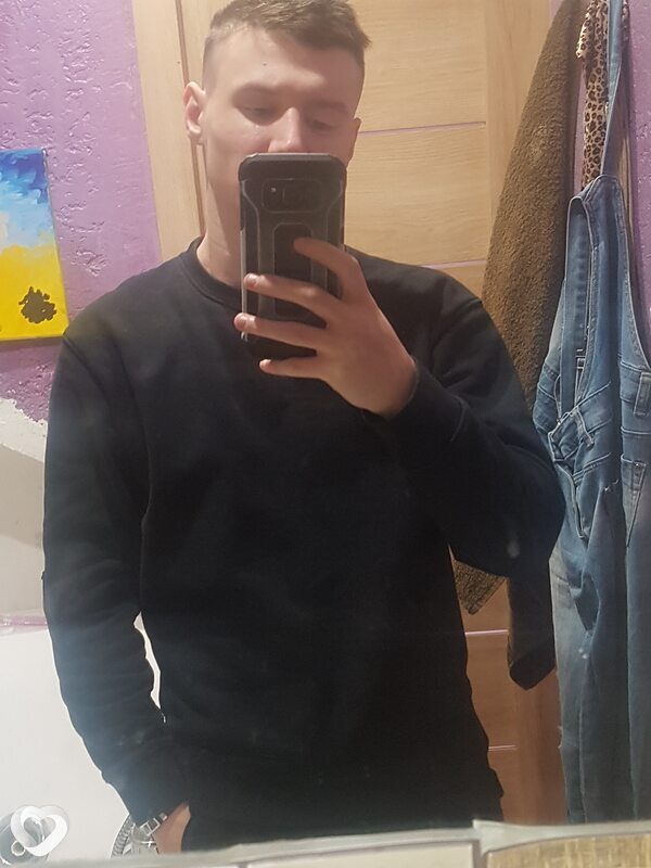 Кирилл, 25, Новокузнецке — анкета №427169