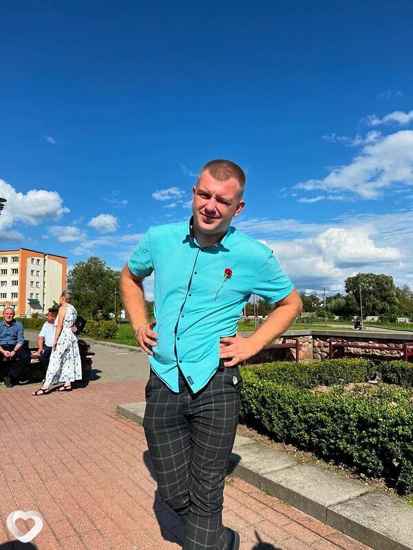 Артур, 25, Лиде — анкета №427617
