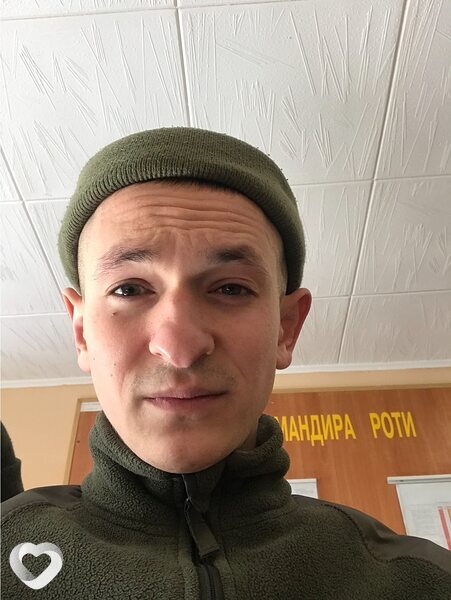 Артур, 26, Николаеве — анкета №428762