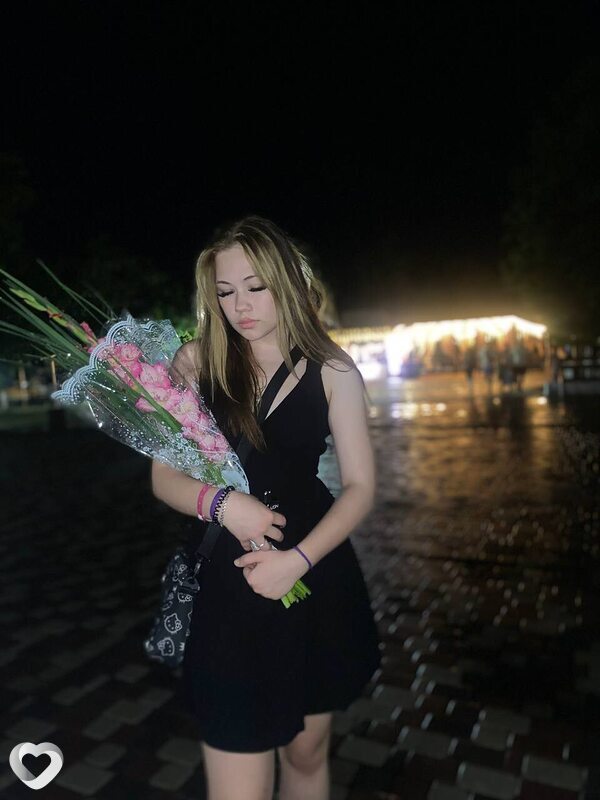 Ксения, 21, Волгодонске — анкета №429289