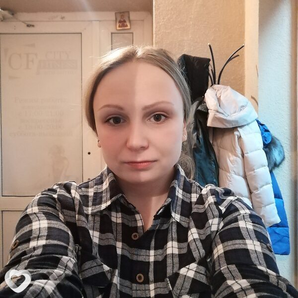 Александра, 33, Слуцке — анкета №429410