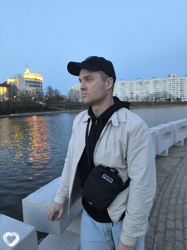 Артем, 29, Минске — анкета №429620