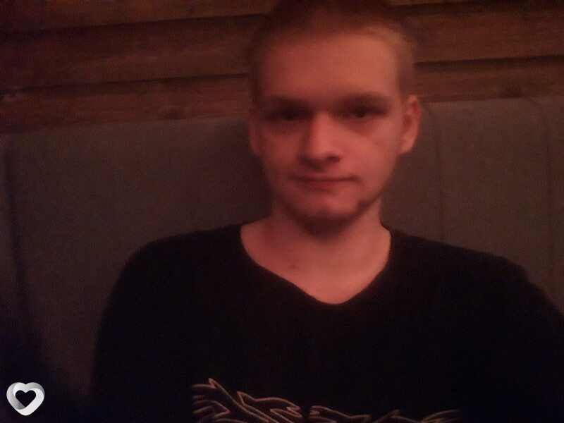 Михаил, 23, Санкт-Петербурге — анкета №431038