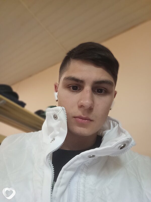 Денис, 25, Витебске — анкета №431165