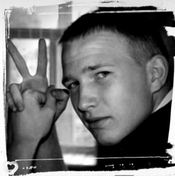 Артём, 33, Ульяновске — анкета №431859