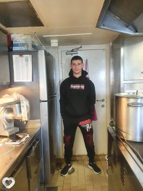 Александр, 27, Находке — анкета №432243