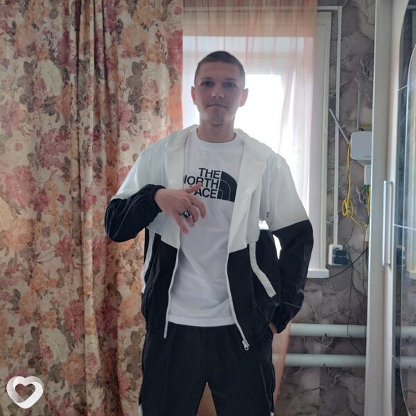 Валерий, 23, Энгельсе — анкета №434081