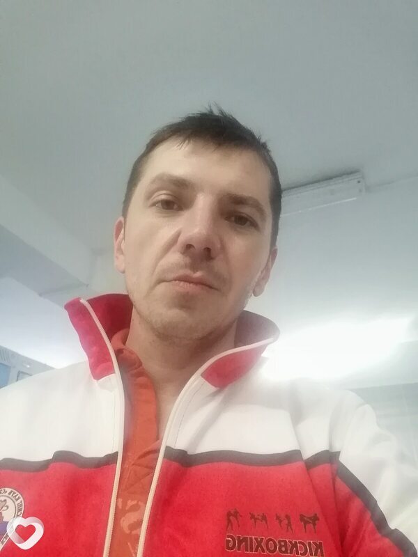 Михаил, 39, Омске — анкета №435657