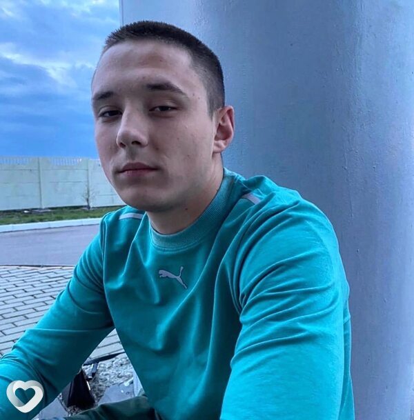 Максим, 27, Катаве-Ивановске — анкета №436090