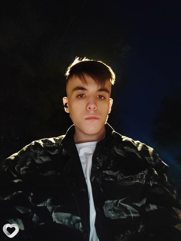 Максим, 21, Мытищах — анкета №436850