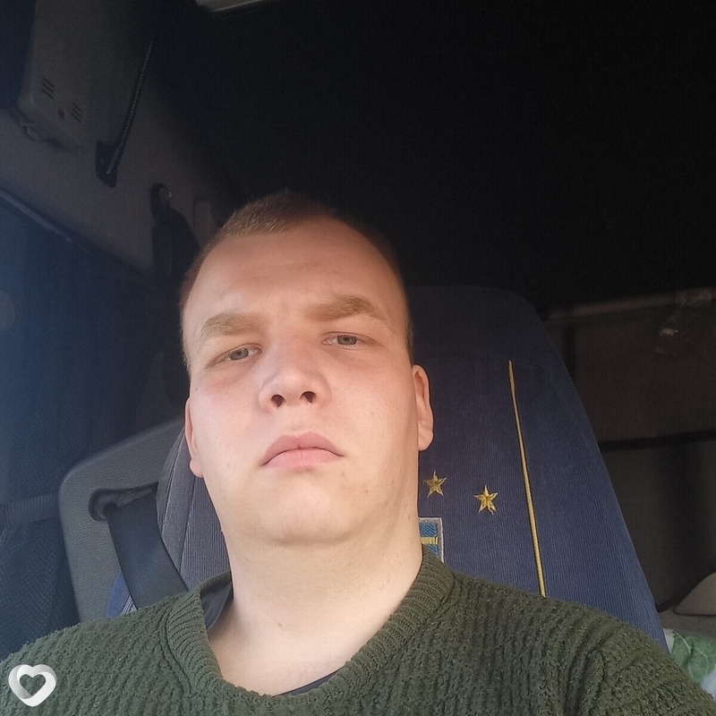 Максим, 23, Кобрине — анкета №437117