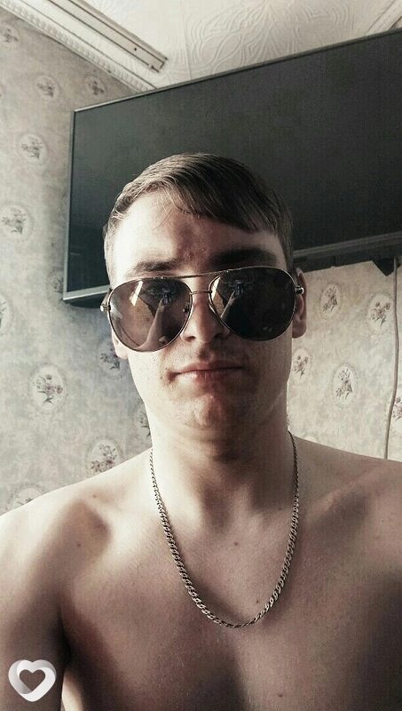 Максим, 22, Москве — анкета №437945